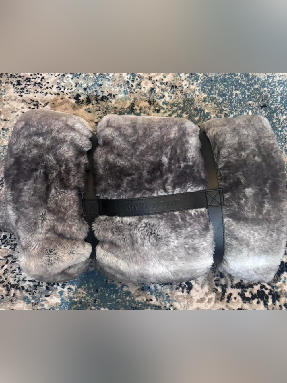 NWOT Mon Chateau Fuax Fur Blanket